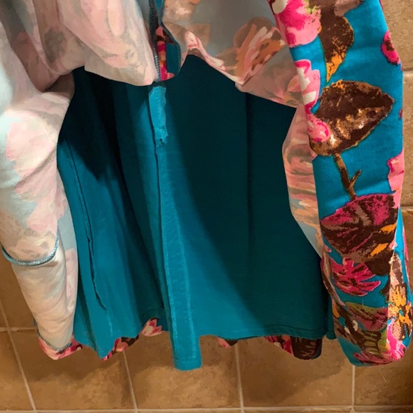 Beach Bash Floral Dress - Picture 8 of 8